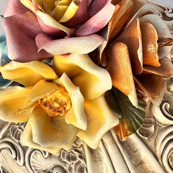 Vintage Capodimonte Porcelain Footed Flower Compote Soup Tureen Bowl With Lid - Picture 3 of 11